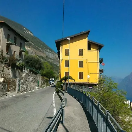 Via Ognoli, 4 Apartment Tavernola Bergamasca